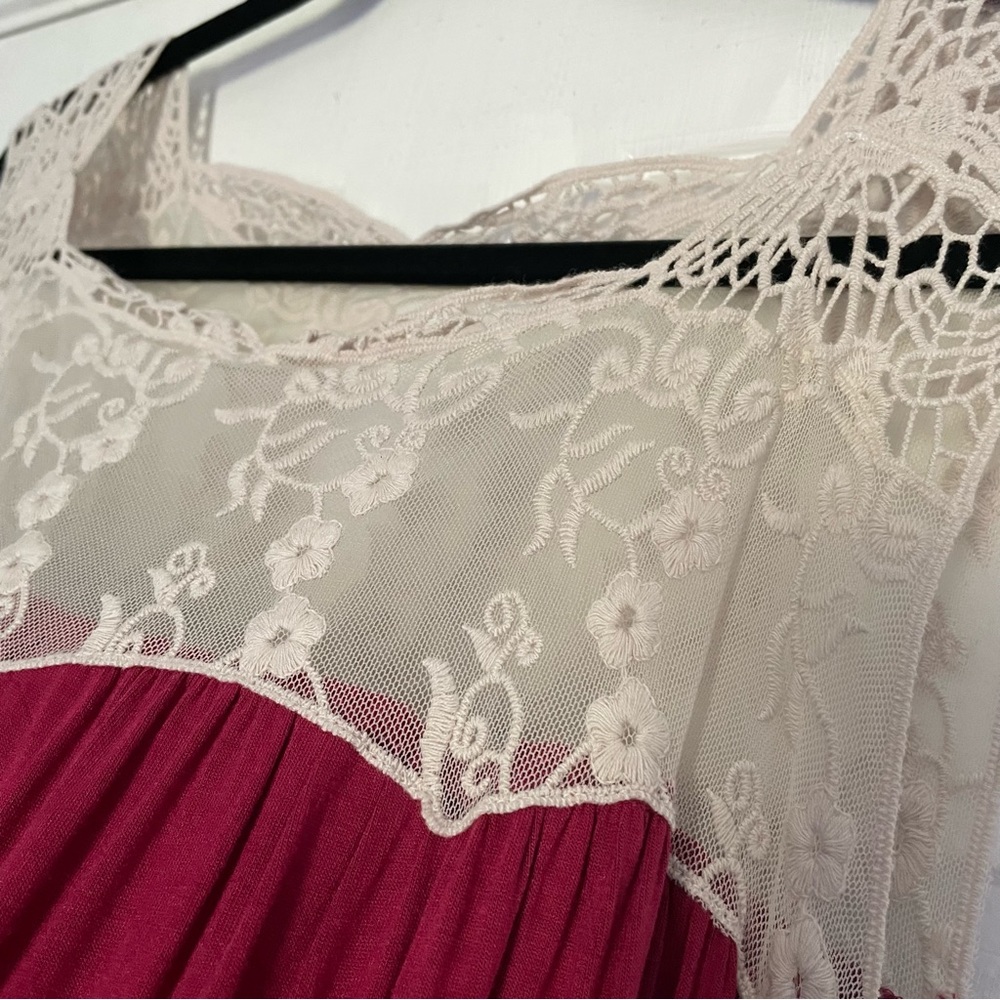 Flowy, flattering tank - Picture 3 of 5